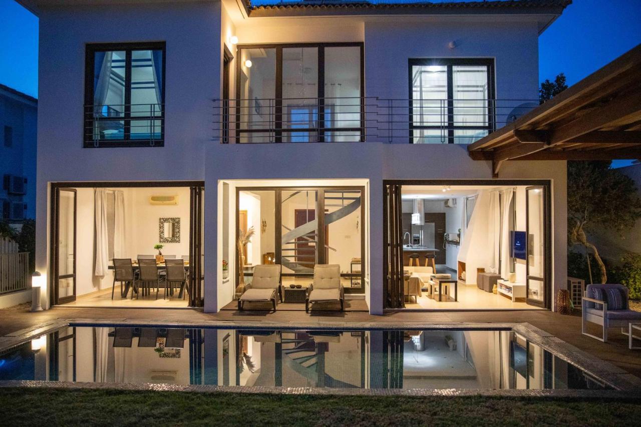 Villa Balinese Ayia Napa Exterior foto